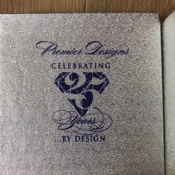 NWT Chunky necklace from Premier Designs - Picture 5 of 5